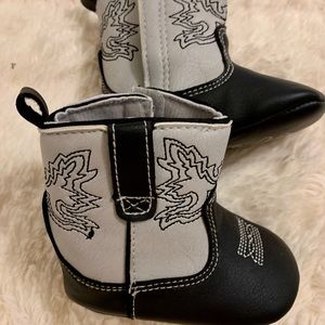Newborn cowboy/girl boots
